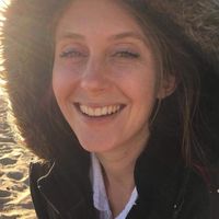 Julia Popham的照片