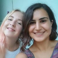 Özlem Kepenekçi的照片