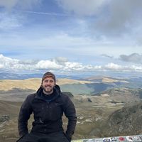 Emil Isaevski的照片