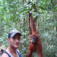 Adam Clausen的照片