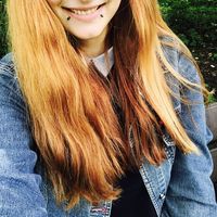 Melly Stankovic的照片