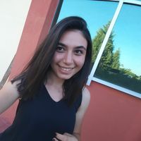 Cansın Ayaz的照片