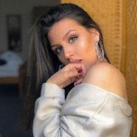 Taís Babiss's Photo