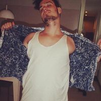 Simon Howard的照片