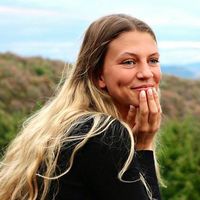 Lola Brassinne's Photo