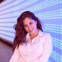 Lucy Lavrik的照片