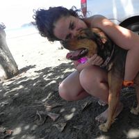 Esther Rojas的照片