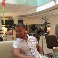 Dmytro Prokhach的照片