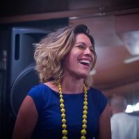 angelica alarcon的照片