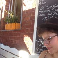 Carmen Konietzny's Photo