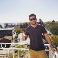 sebastian Briones's Photo