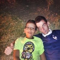 Zeguelli Adam的照片