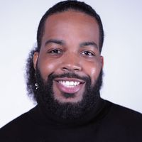 Demetrius Denis的照片