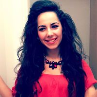 ozge bostanbas的照片