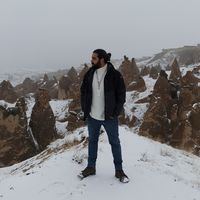 Mehmet Gökce的照片