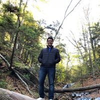 Girish Sharma的照片