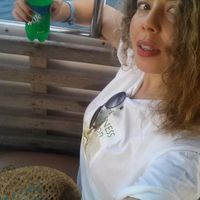 Meryem Azizi的照片