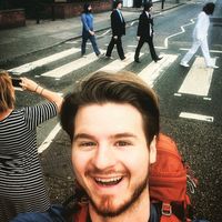 Micah Plummer的照片