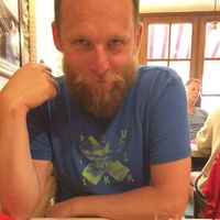 Lukasz Lukomski's Photo