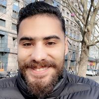 Ilias Douiri的照片