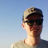 Nazar Khitrenia的照片