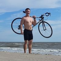 trevor hawks的照片