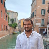 Semih Tastekin的照片