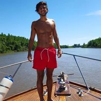 Lautaro Perna的照片