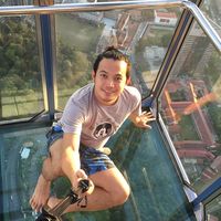 Maverick Namis的照片