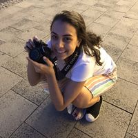 Gabriela Samelo Souza's Photo