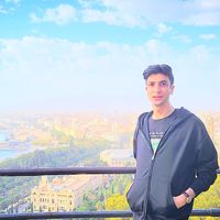 Moustaffa E的照片