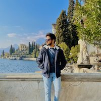 Kshitij Rasal的照片