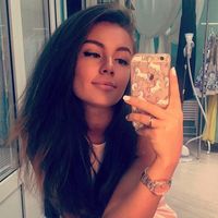 Julie  Tolmačeva的照片