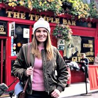 Angelika Dynur's Photo