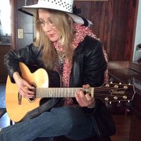 Sarah Kimimila's Photo