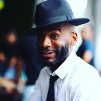 Tété Ukpong的照片