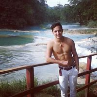 Emanuel Vicente H''s Photo