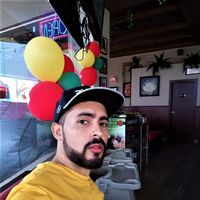 Gabriel Angulo的照片