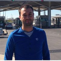 Cem Karabulut的照片