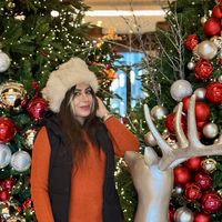 Rezvan Hesari's Photo