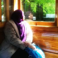 Aini Khairiyah Sharakal的照片