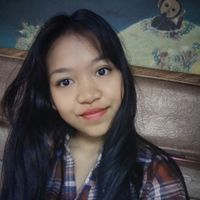 Luh Widiarini's Photo