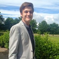 August Holmen的照片