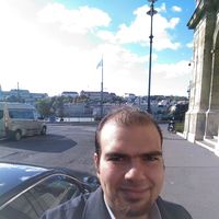 George Adel的照片