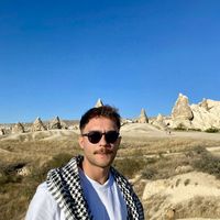 Volkan Mustafa的照片