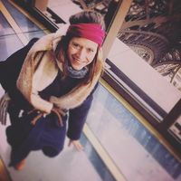 Simona Nesnidal Nesnidal的照片