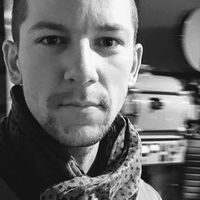 Raoul Ventel的照片