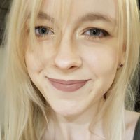 Julie Jensen的照片