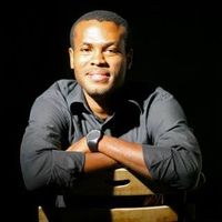 Donald Houndjo的照片