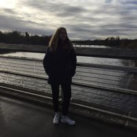 Estelle  Chatelain的照片